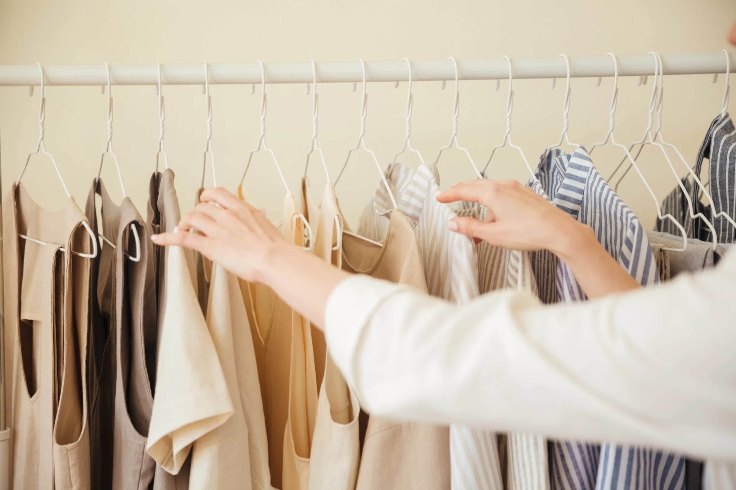 close-up-clothes-hanging-rack